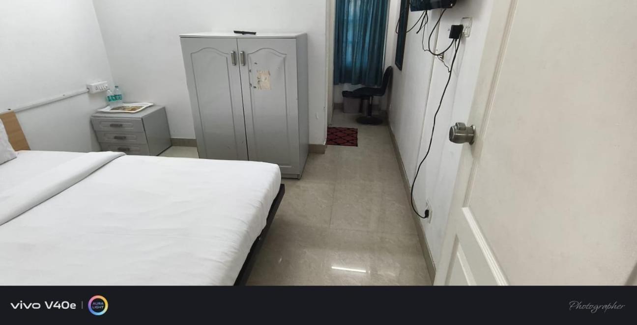 Hotel Fiesta Grand Bangalore Dış mekan fotoğraf