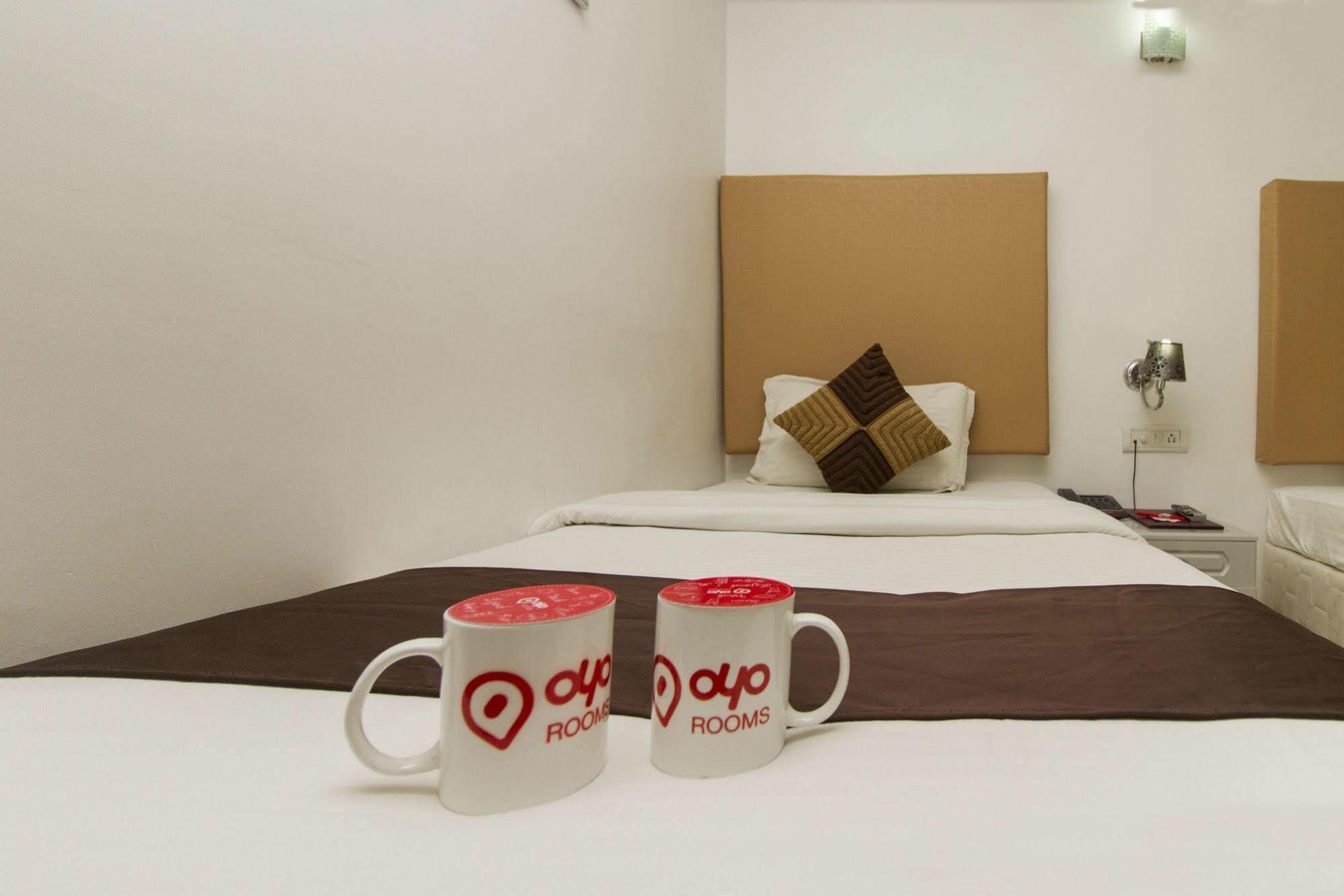 Hotel Fiesta Grand Bangalore Dış mekan fotoğraf